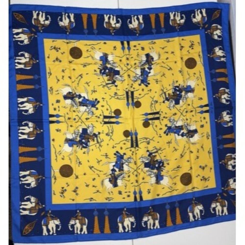Création Projectif Paris Silk Scarf Femmes Hindoues Jouant au Polo Elephants 34”